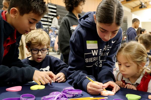 Lower Campus Comes Together to Celebrate Kindness Week