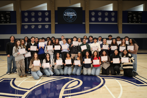 Upper Campus Students Make Their Mark Through Service Upper Campus Students Make Their Mark Through Service